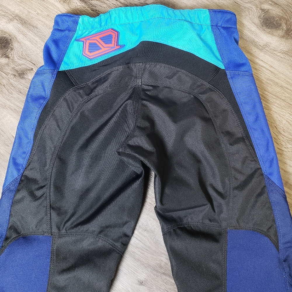 MSR Kids Blue Riding Pants - Picture 8 of 8